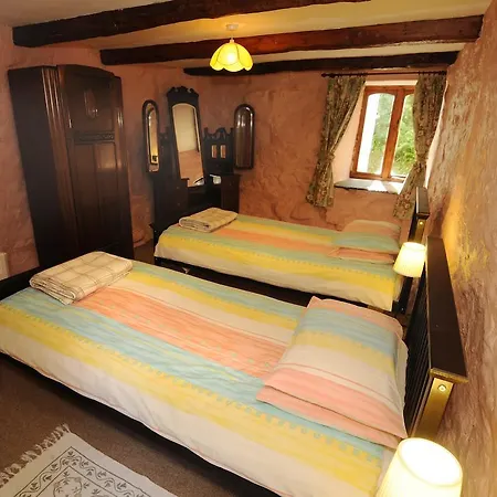 Ghyll Burn And Barn End Holiday home Alston